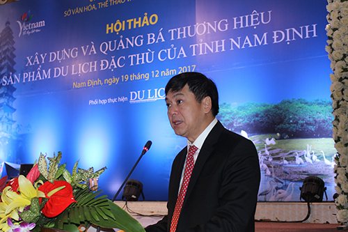 Phó Chủ tịch UBND tỉnh Nam Định Trần Lê Đoài phát biểu khai mạc hội thảo. Ảnh: Lê Anh Tú